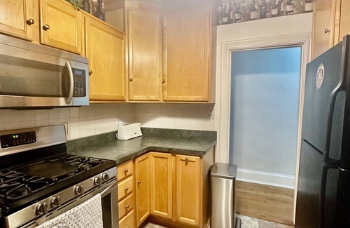 Museum District Condo | Museum District condo close to Museums, Cary Town, Scotts Addition, and Stadium.