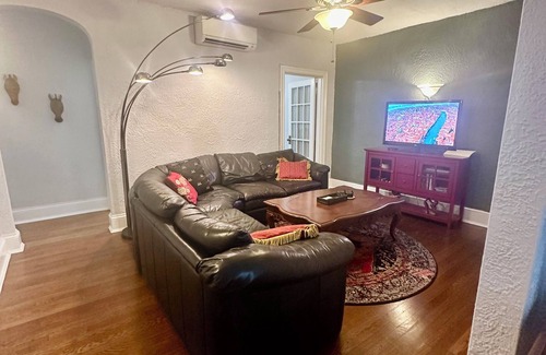 Museum District Condo | Museum District condo close to Museums, Cary Town, Scotts Addition, and Stadium.