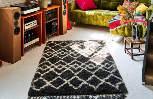 St. Ann's Apartment | Music and Photo Industrial Warehouse