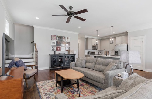 North Nashville House | Music City Getaway - Spacious, Clean, Close 2DWTN