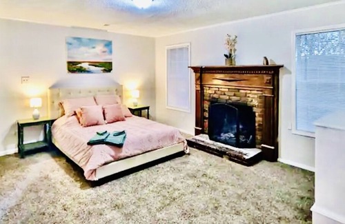 Whitehaven House | +Music City House Near Airport+