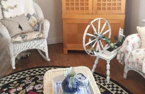San Angelo Bed & Breakfast | Music Garden Mansion