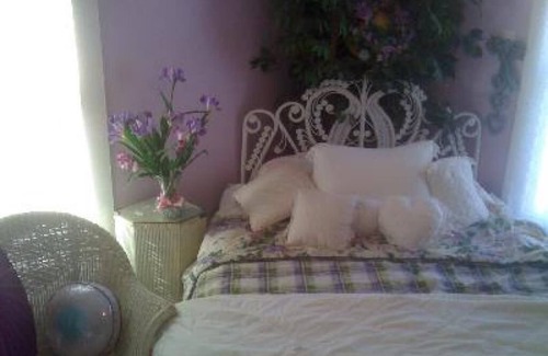 San Angelo Bed & Breakfast | Music Garden Mansion