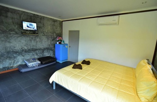 Khaem Son Hotel | Music Khao Kho
