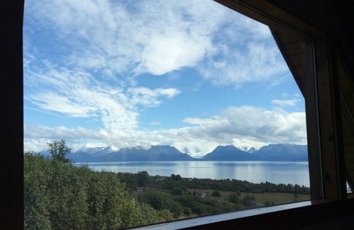 Kachemak House | Musician's Paradise With Spectacular Views