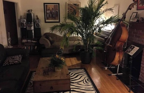 Hyde Park House | Musician's QuartersnnChicago Jazz , Season discount