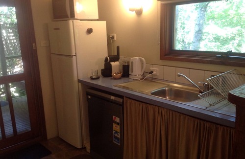 Musk Cabin | Musk Creek Hollow- Pet friendly- Japanese inspired cabin 10% off weekly stays