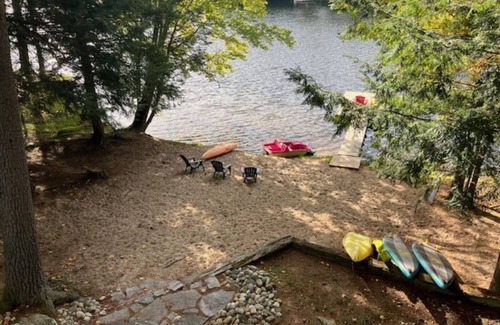 Muskoka Lakes Cottage | Muskoka Cottage Escape Moon River Bala