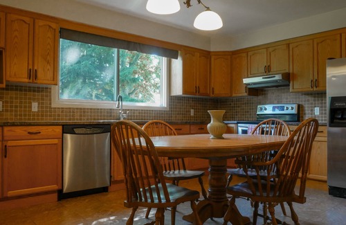 Port Severn House | Muskoka Four Bedroom House on the Lake