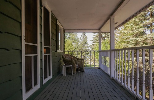 Port Severn House | Muskoka Four Bedroom House on the Lake