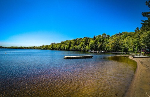 Torrance RV Rental | Muskoka Glamping Structure 6