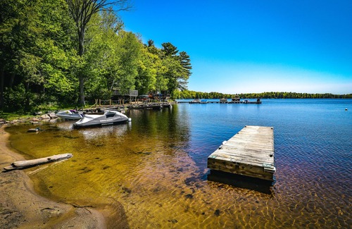 Torrance RV Rental | Muskoka Glamping Structure 3