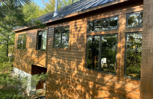 Gravenhurst Cottage | Muskoka Waterfront Cottage on 54 acres, 10 minutes from Gravenhurst