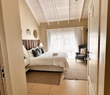 Shelley Point House | Musselcracker bed and breakfast