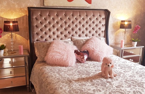 Rutherglen Bed & Breakfast | Must Love Dogs B&b
