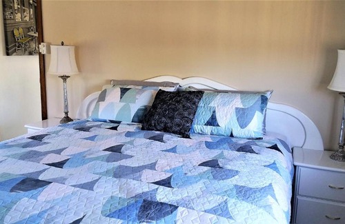 Rutherglen Bed & Breakfast | Must Love Dogs B&B & Self Contained Cottage