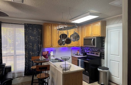 Merritt Island Apartment | Mustang Manor