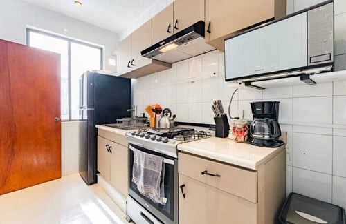 Roma Norte Condo | Mustard & Pink City Pad, Walk to Medellin Market