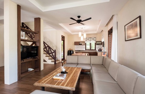 Carita Bed & Breakfast | Mutiara Carita Cottages