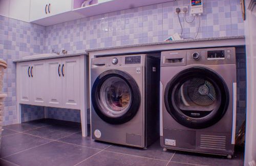 Kampala Bed & Breakfast | MUWEBWA RESIDENCE