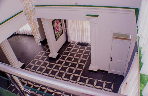 Kampala Bed & Breakfast | MUWEBWA RESIDENCE