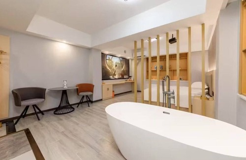 Donghu District Hotel | Muyu Hotel