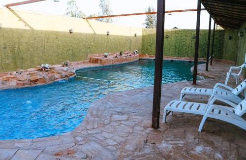 Unaizah House | Muzdan Holiday homes