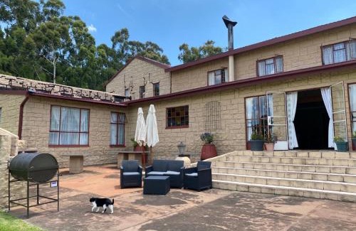 Phumelela Cabin | Mvemve Lodge at GrootPoort
