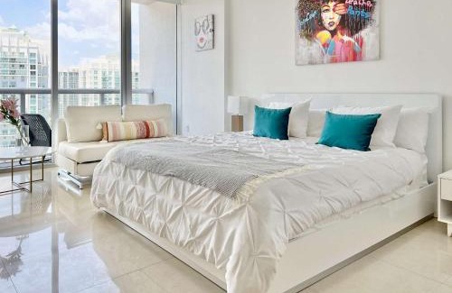 Downtown Miami Apartment | MVR Brickell Gem w Designer Touches