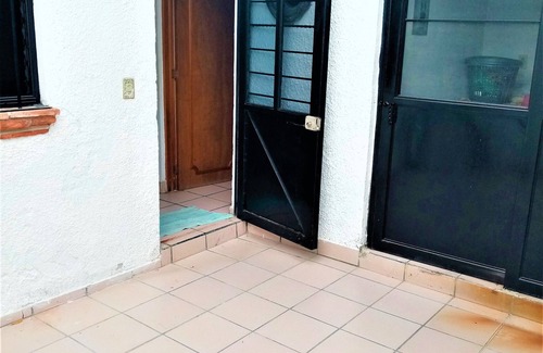 Tequisquiapan House | Espaciosa casa con alberca y asador en el Club de Golf Tequisquiapan
