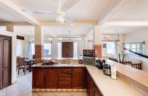 Brisas de Zicatela Apartment | Casa Vista Al Mar - First Floor - Ocean View