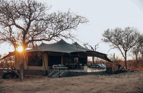 Maruleng Cabin | My Africa Adventure Farm