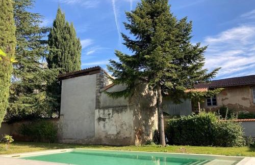Anneyron House | MY BOUTIQUE GUESTHOUSE - Fabulous Suites 10 Min A7 -
