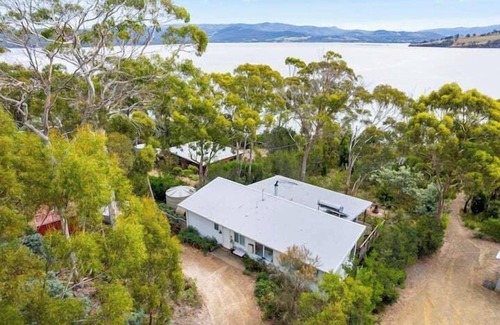 Dennes Point House | My Bruny Island Home