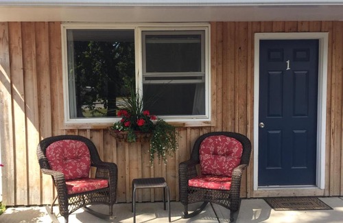 Manitoulin District Hotel | My Friends Inn Manitoulin