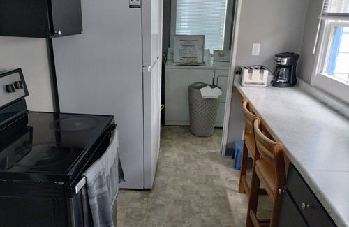 Campbell Park House | My Grandmother's cozy home - FREE Laundry & Wi-fi