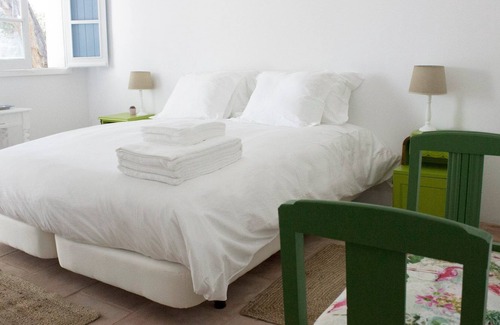 Evora Cottage | My Hill
