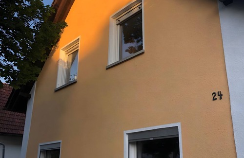 Kemmern Apartment | "My Holiday Home Rosenbusch 1" with Private Terrace, Garden and Wi-Fi