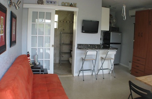 Hollywood Apartment | My Hollywood Beach Rentals B207 . Steps to the beach. Pool and Free Parking.