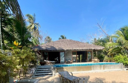Thap Sakae Villa | My House On the Beach