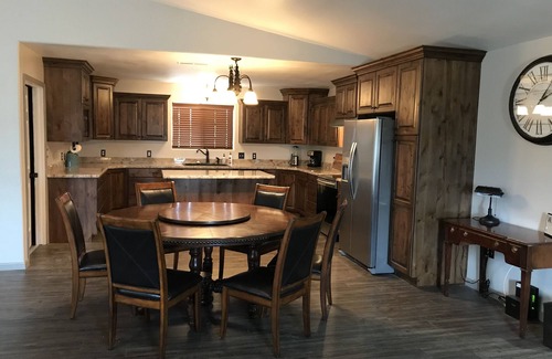 Fredonia House | My Kaibab Retreat - Spacious and Easy Access