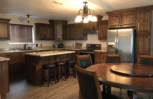 Fredonia House | My Kaibab Retreat - Spacious and Easy Access