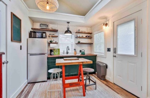 Cabbagetown Apartment | MY LITTLE CABBAGE