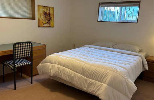 Renfrew-Collingwood House | My lovely great location house