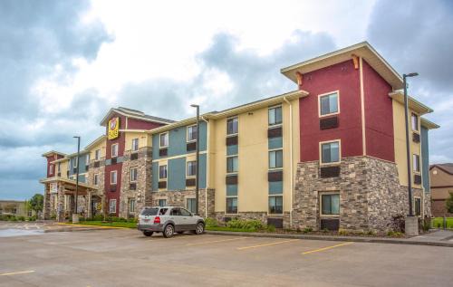 Davenport Hotel | My Place Hotel-Davenport/Quad Cities, IA