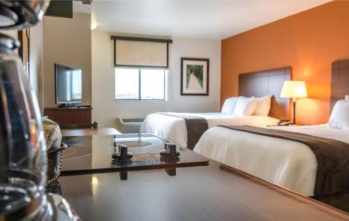 Monaca Hotel | My Place Hotel-Pittsburgh North/Monaca, PA