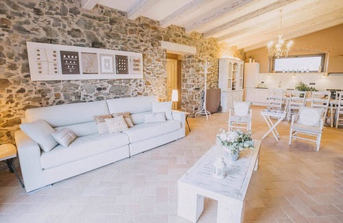 Forallac Villa | My Rental Homes - Villa Imperial with private pool and SPA