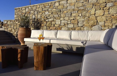 Plintri Villa | My Rental Homes - Villa Stardust with private pool with Jacuzzi and patio