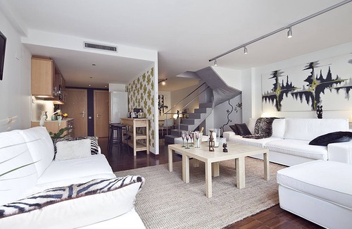 Sant Gervasi Apartment | My Space Barcelona Private Pool Garden