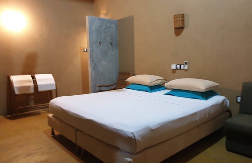 Mahasenpura Bed & Breakfast | My Village